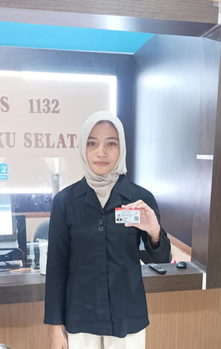 Revita Lira Shandri